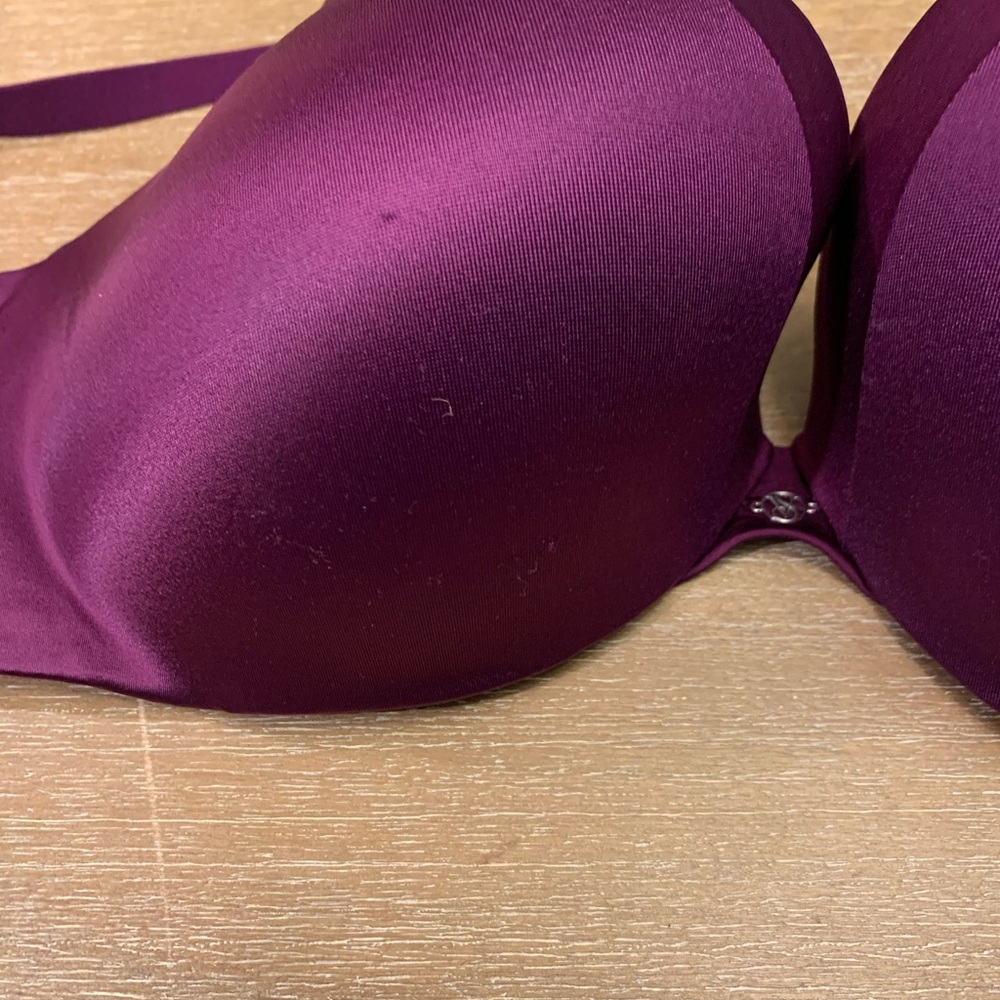Victoria's Secret Deep Purple Push- Up Pigeonnant Bra - Picture 4 of 8